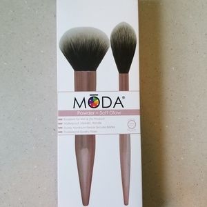 Moda Powder & Soft Glow Makeup Brushes